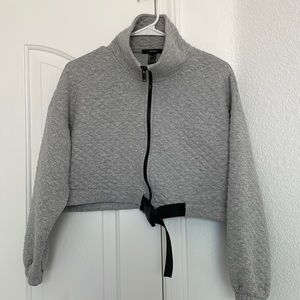 Women’s zip up crop jacket